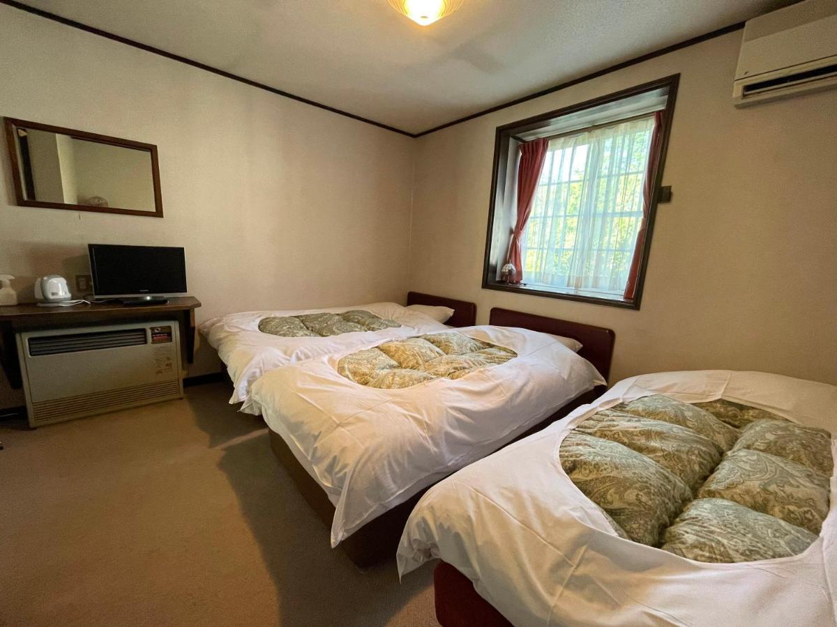 Hotel Sejour Mint In Hakuba Kültér fotó
