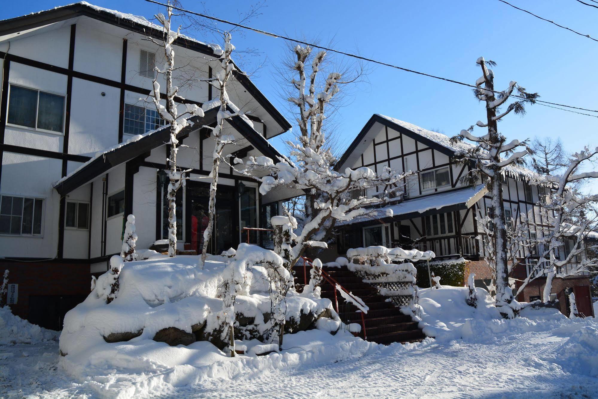 Hotel Sejour Mint In Hakuba Kültér fotó